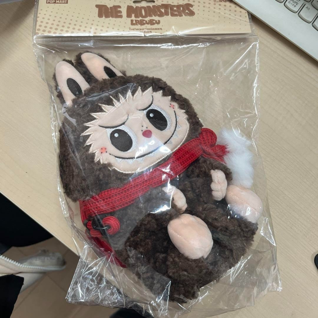 THE MONSTER Classic-Series-Plush Doll Shoulder Bag